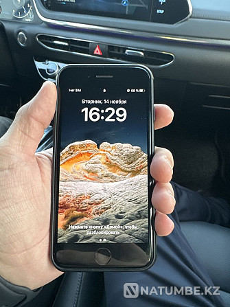 Iphone SE 2020 года Алматы - изображение 1