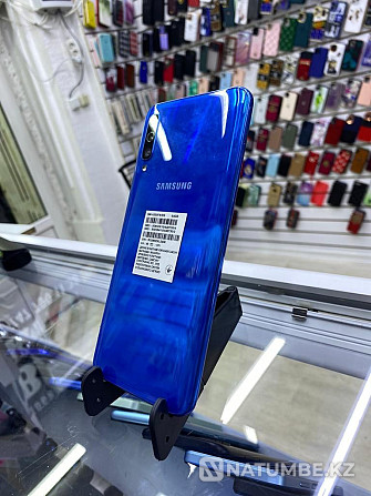 Смартфон Телефон Samsung A50 64gb Самсунг а50 ШОК ЦЕНА НЕДОРОГО!!! Алматы - изображение 2