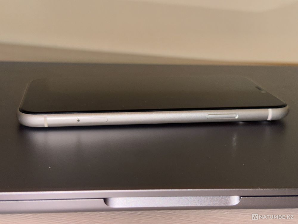 iPhone 11 - 64gb Алматы - изображение 3