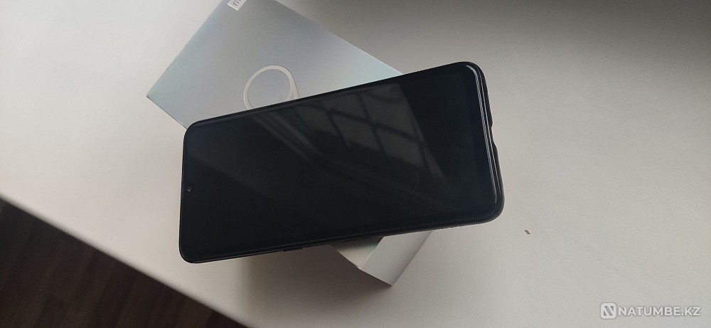 Mi 9 Flagship from Xiaomi Almaty - photo 2