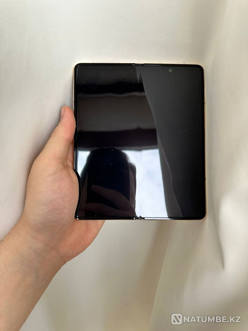 URGENT Samsung Galaxy Z Fold 5G 512GB Premium Edition! Almaty - photo 4