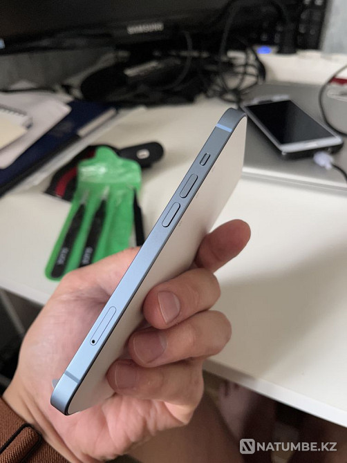iPhone 14 128gb небесно голубой Алматы - изображение 4