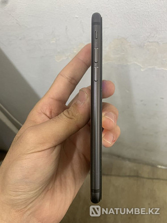 Selling iPhone 8 Almaty - photo 3