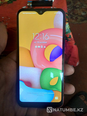Мен Samsung A01 смартфонын сатамын. Телефон 2020. Жеткізу мүмкін!  Алматы - изображение 1