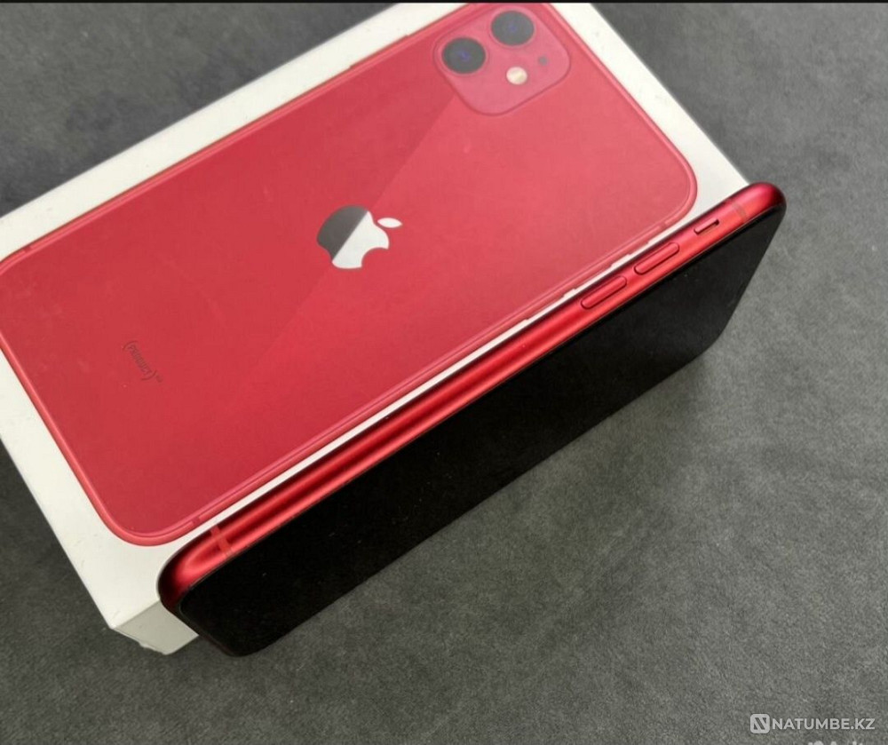 iPhone 11 product red Алматы - изображение 5