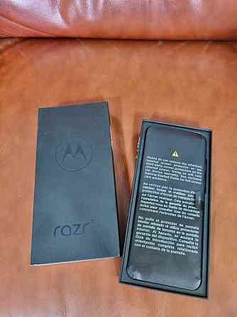Motorola Razr 40 + Ultra 2023 черный Almaty