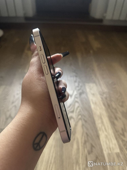 IPhone 13 is ideal; full set. 128GB Almaty - photo 3
