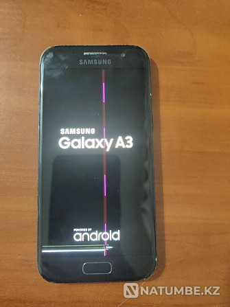 Samsung A3 Samsung 16 ГБ  Алматы - изображение 1