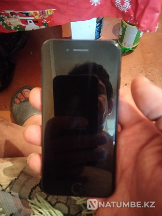I am selling an iPhone 7 2017 smartphone. Delivery within the city is possible! Almaty - photo 3