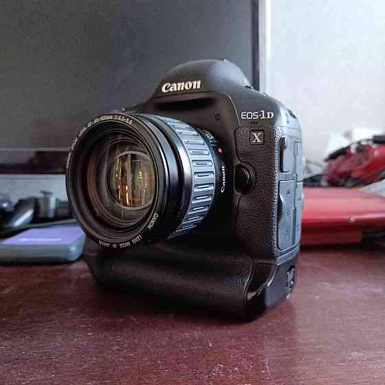 Canon EOS-1D X с объективом 35-105 и двумя батареями Алматы