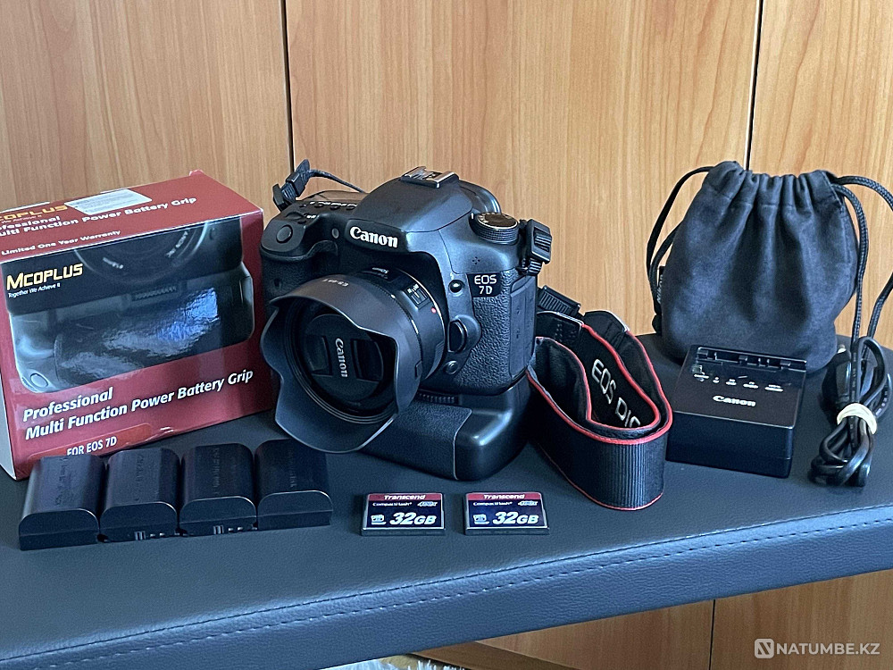Canon EOS 7D Body + Canon EF 50mm f/1.8 STM + батарейный блок Алматы - изображение 3