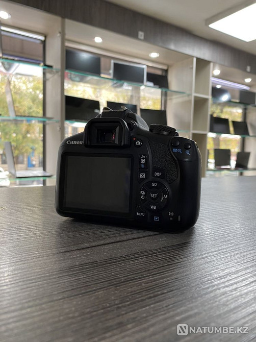 Фотоаппарат Canon EOS 2000 D Алматы - изображение 4