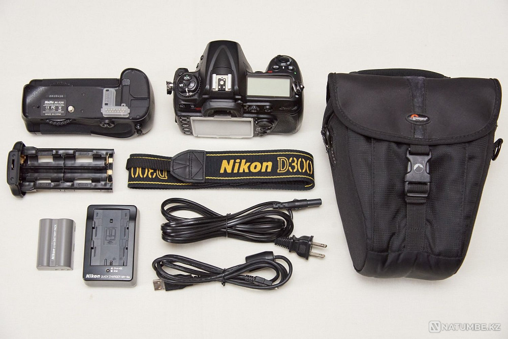 Nikon D300 тушка body Алматы - изображение 1