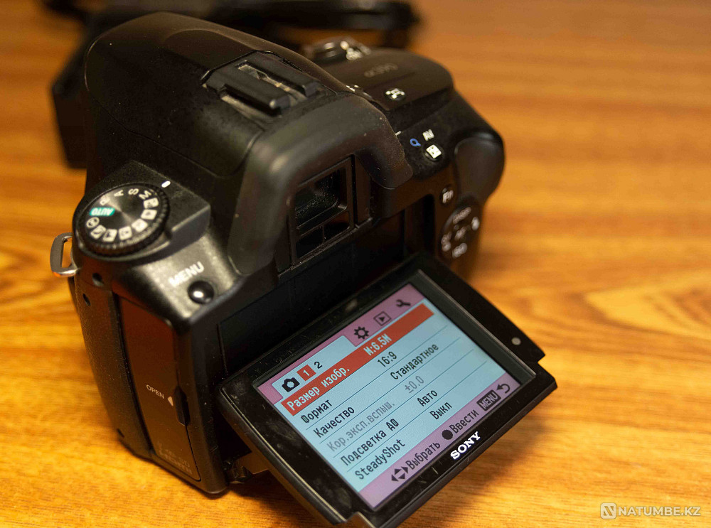 Sony a390. CCD матрица. Поворотный экран. Настрел 5к. Алматы - изображение 1