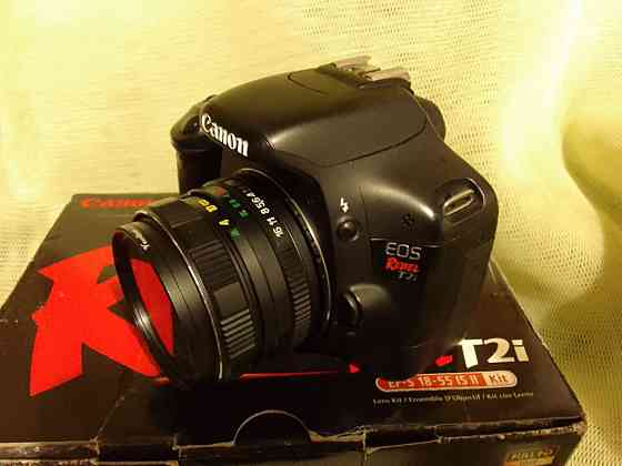 Canon Rebel T2i ( 550d) зеркальный фотоаппарат Almaty