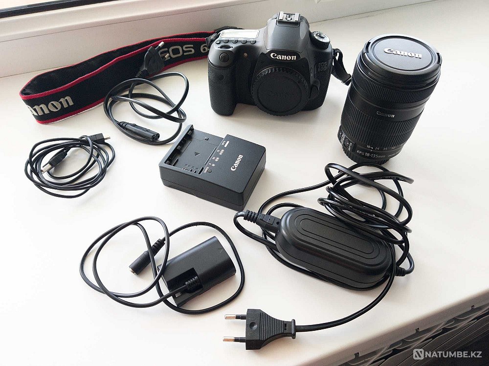 Canon EOS 60D; EF-S 18-135mm 1:3.5-5.6 IS; dummy battery (от сети) Алматы - изображение 1