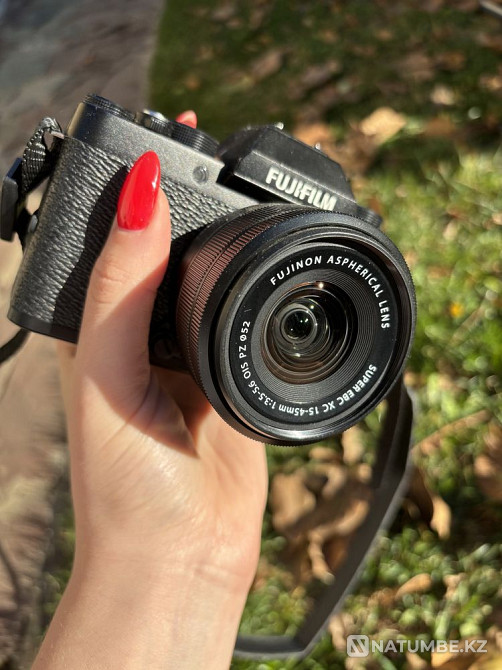 Fujifilm x-t100 Фотоаппарат Алматы - изображение 1