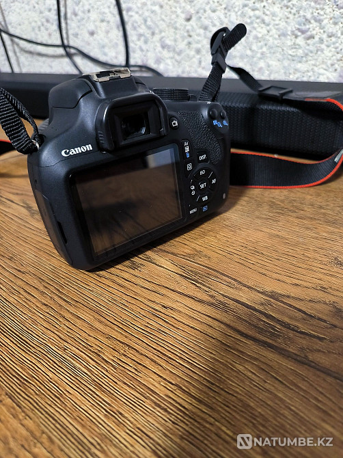Selling a Canon EOS 1200D camera Almaty - photo 3