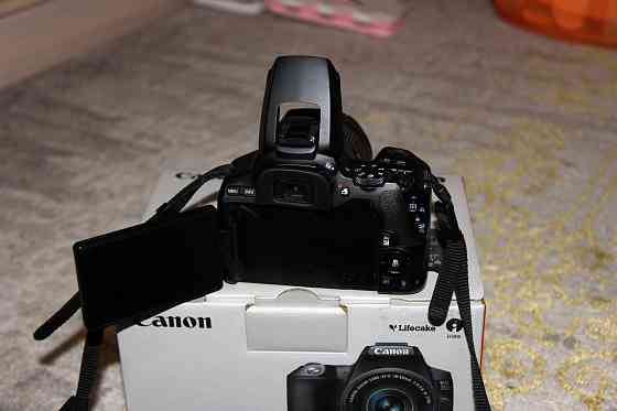 Профессиональный фотоаппарат Canon 250D 18-55mm STM. Коробка Almaty