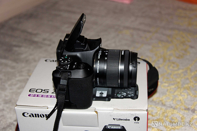 Кәсіби камера Canon 250D 18-55мм STM. Қорап  Алматы - изображение 4