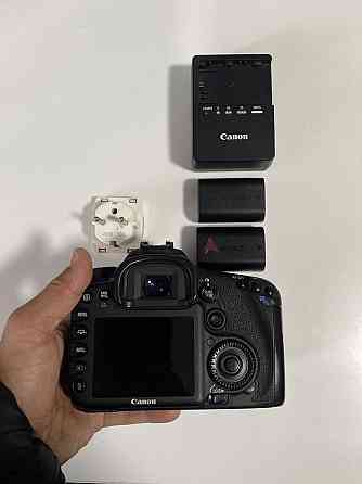 Canon 7d фотоаппарат камера Almaty