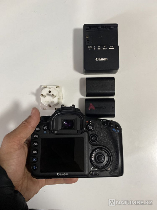 Canon 7d фотоаппарат камера Алматы - изображение 2
