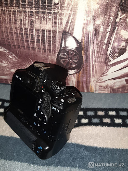 Canon 550d с объективом 18-55 kit в отличном состоянии Алматы - изображение 6