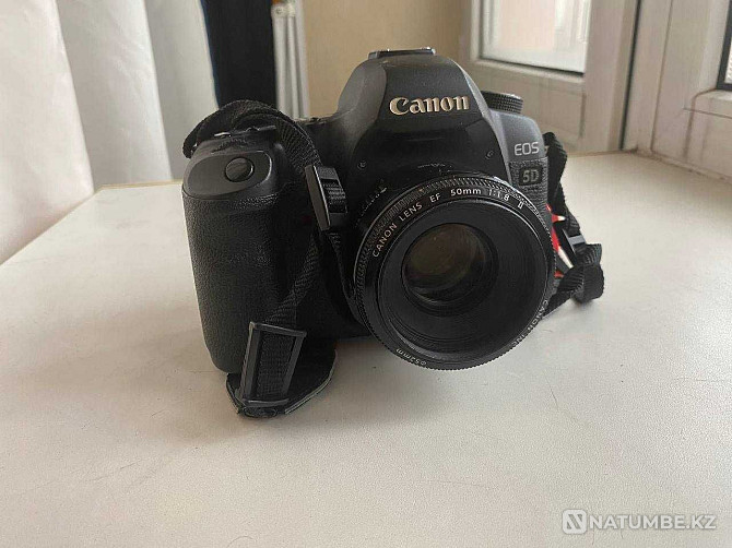 Зеркальный фотоаппарат Canon 5D Mark II Алматы - изображение 2