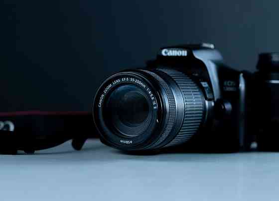 Зеркальный фотоаппарат Canon EOS 1300D + Телевик Алматы