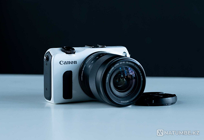 Камера для RAW видео Canon EOS M + объектив Canon 18-55 IS kit Алматы - изображение 1