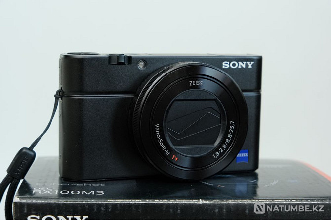 Sony RX100 III (Mark 3); настрел менее 500 кадров Алматы - изображение 1