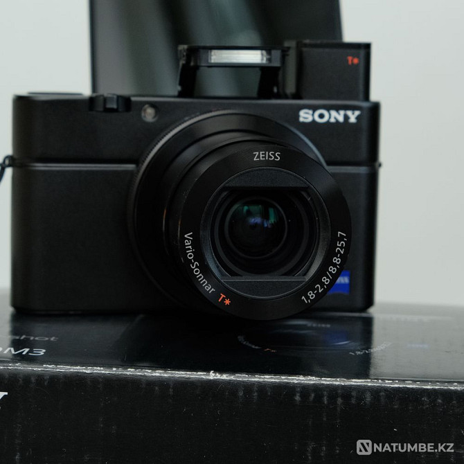 Sony RX100 III (Mark 3); настрел менее 500 кадров Алматы - изображение 7