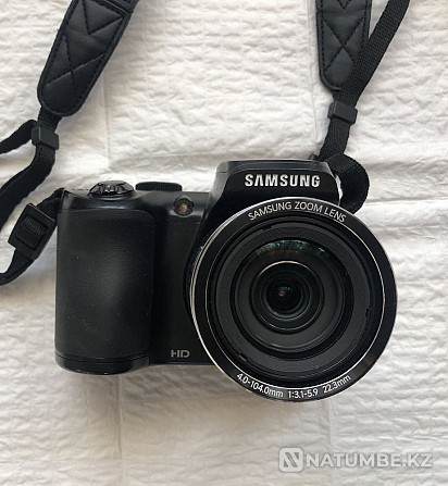 Samsung camera; flash drive; battery charger and 4 batteries Almaty - photo 2