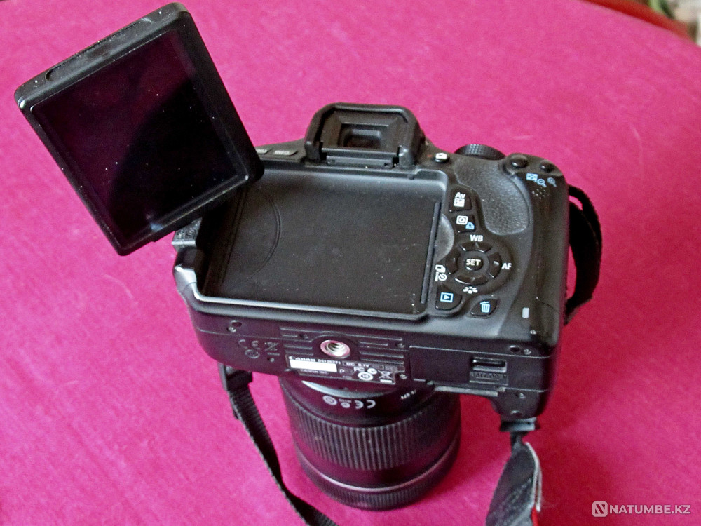 Цифровой фотоаппарат Canon 600D c объективом 18-135 мм Алматы - изображение 5