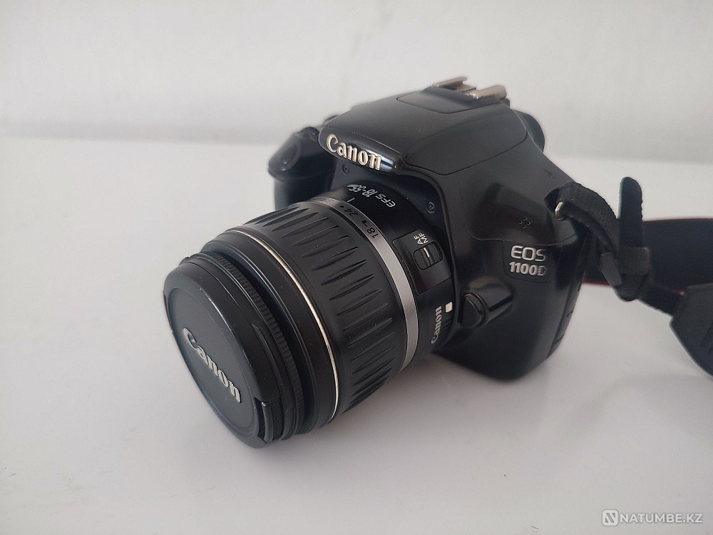 Canon 1100; Кенон; фотоаппарат в отличном состоянии Алматы - изображение 1