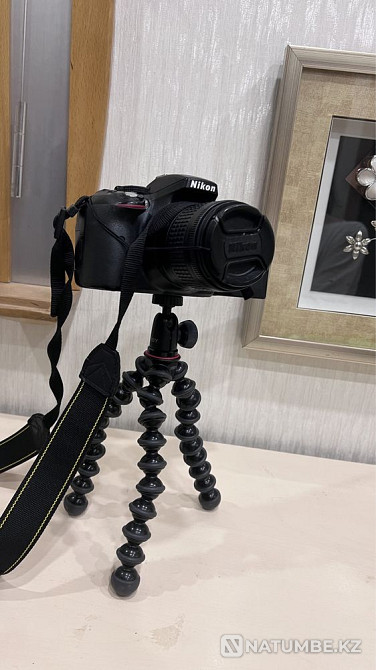 Camera with tripod and 32 GB SD memory card Almaty - photo 1