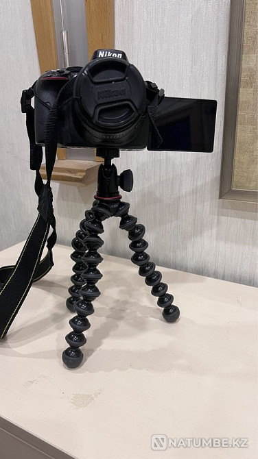 Camera with tripod and 32 GB SD memory card Almaty - photo 4