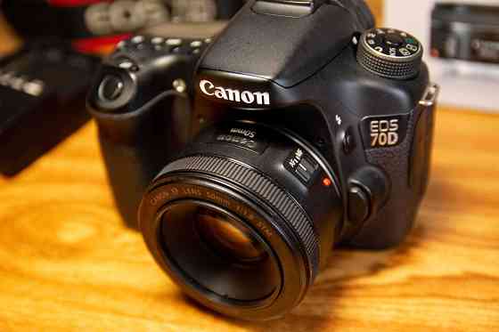 Canon 70D + Canon 50mm 1.8 STM В отличном состоянии  Алматы
