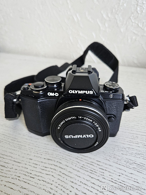 Фотоаппарат OLIMPUS OM-D Алматы - изображение 1