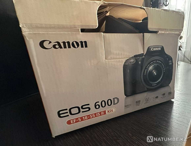 Продам камеру canon eos 600D б/у Алматы - изображение 1