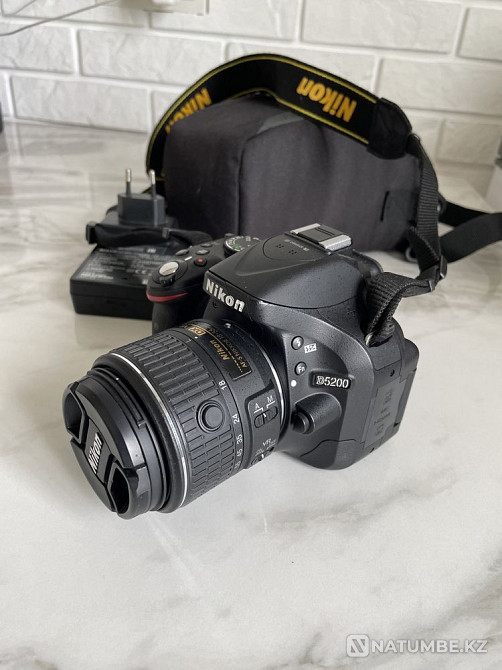 Цифровая зеркальная камера Nikon D5200 Алматы - изображение 1