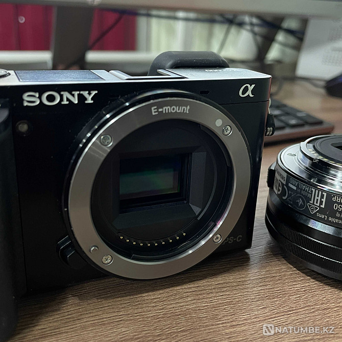 Sony a6000 фотоаппарат срочно продам Алматы - изображение 7