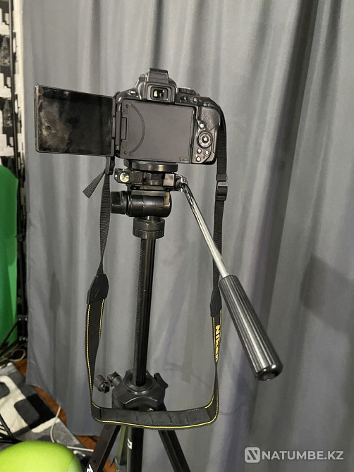 Фотоапарат в крутом состояние Nikon D5300 Алматы - изображение 4