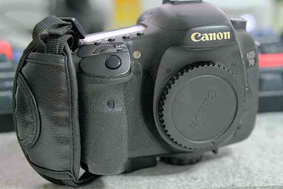 Фотоаппарат Canon 7D в хорошем состоянии Алматы