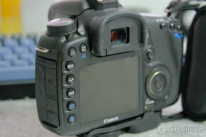 Фотоаппарат Canon 7D в хорошем состоянии Алматы - изображение 2