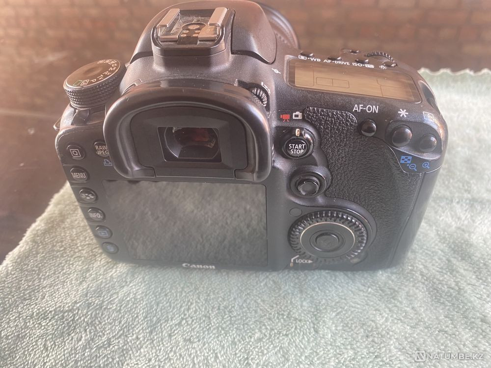 Фотоапарат Canon eos 7D + объектив canon 18-200 Алматы - изображение 5