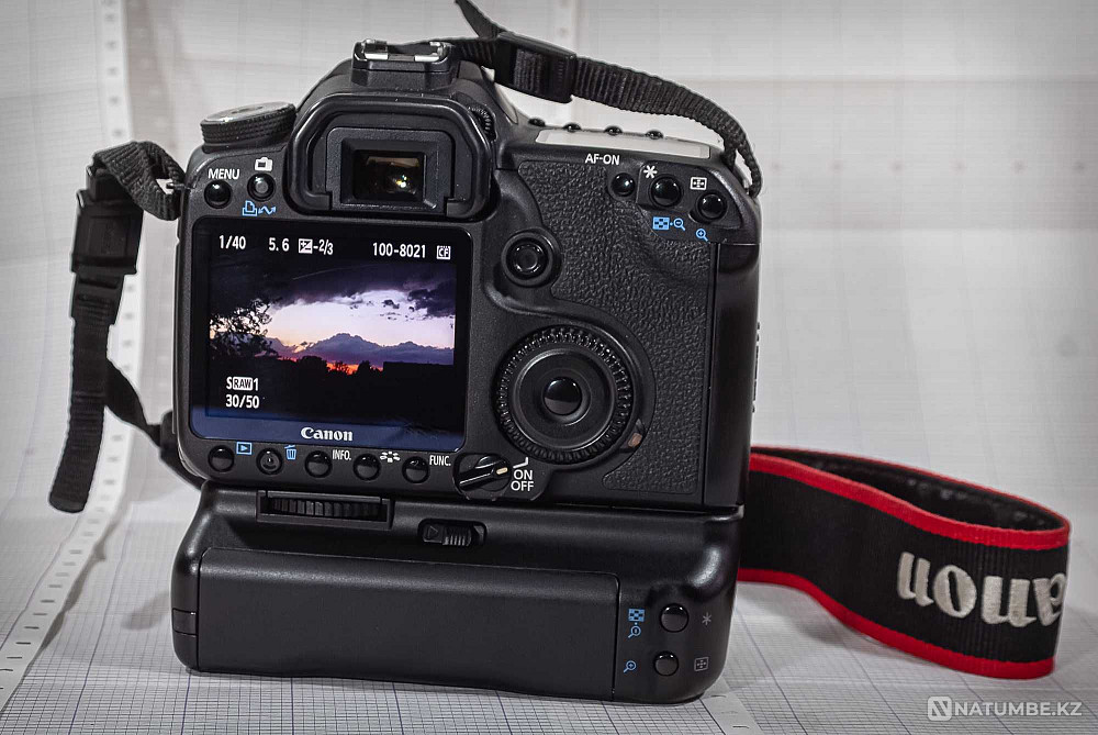 Canon EOS 50D with battery pack; 2 batteries; CF card. Almaty - photo 3