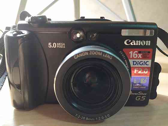 Фотоаппарат Canon в комплекте со штативом Алматы