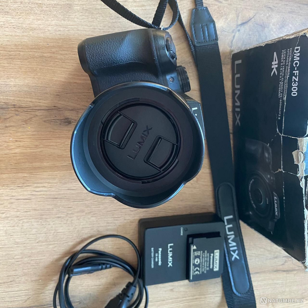 фотоаппарат Panasonic Lumix DMC-FZ300 Алматы - изображение 2