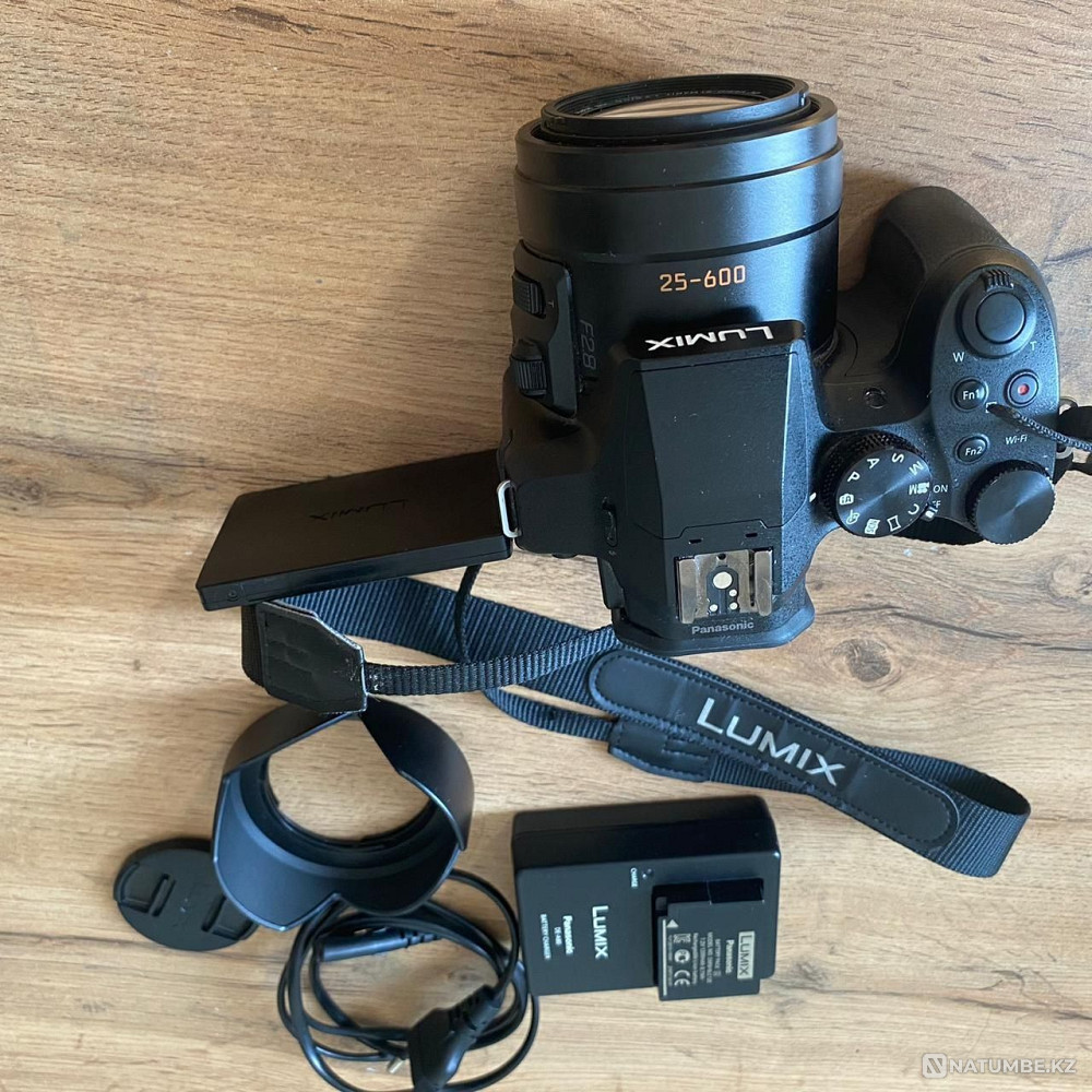 фотоаппарат Panasonic Lumix DMC-FZ300 Алматы - изображение 1